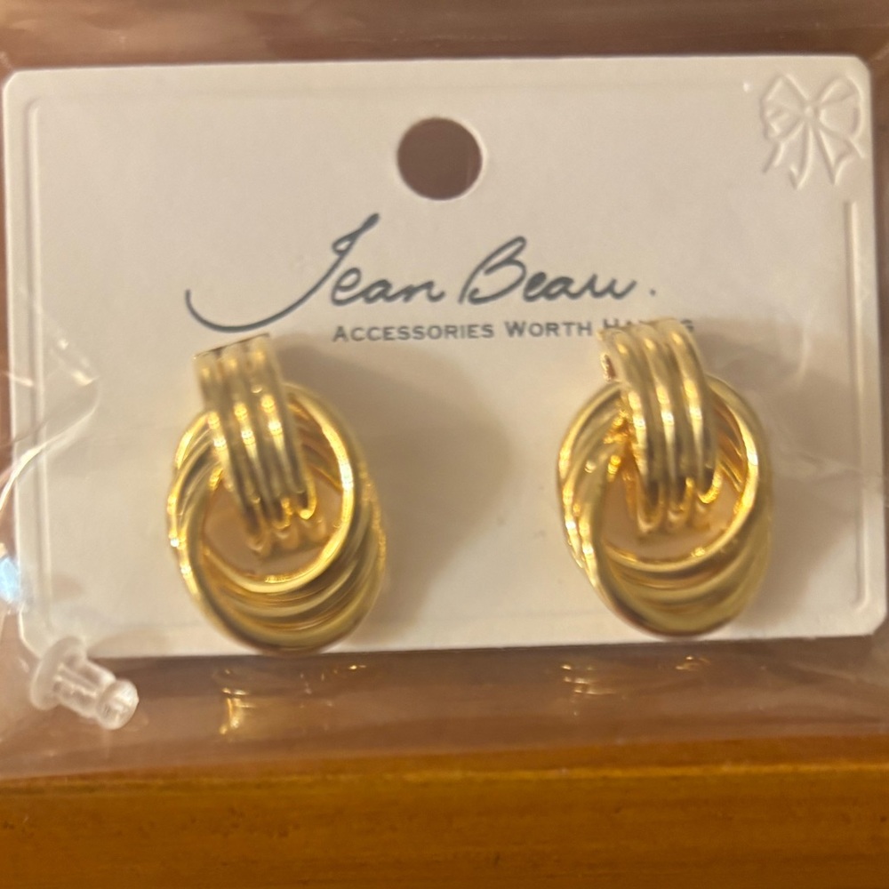 Gold Twist Earrings NWT